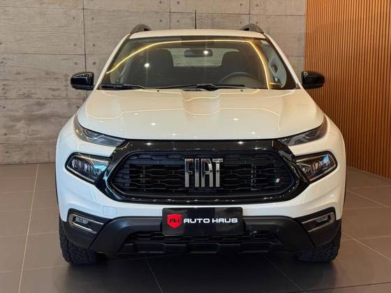 FIAT TORO 1.3 TURBO 270 FLEX FREEDOM AT6 FIAT TORO 1.3 TURBO 270 FLEX FREEDOM AT6